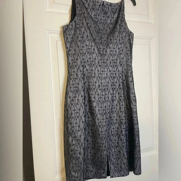 Jones New York Gray Sheath Dress with Embroidered Beading Size 8 Formal Dressy - Picture 5 of 8